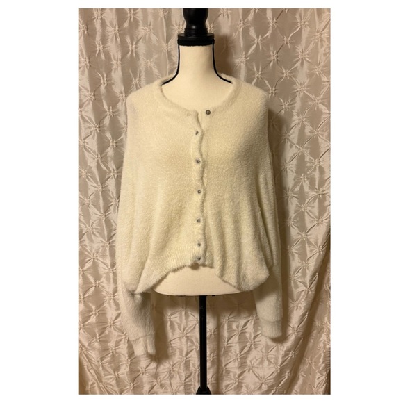 Free People One Wyatt Sela Fuzzy Eyelash Cardigan Sweater Ivory White - Picture 5 of 13